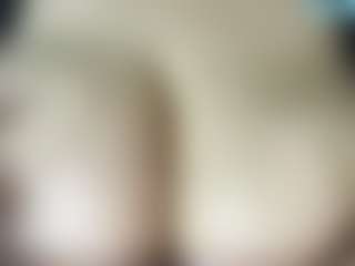 thickfreakylatina's Live Sex Cam Show