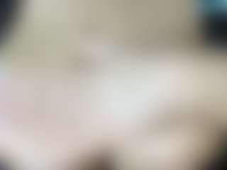 thickfreakylatina's Live Sex Cam Show