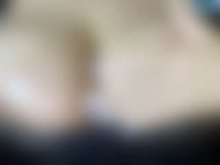 thickfreakylatina's Live Sex Cam Show