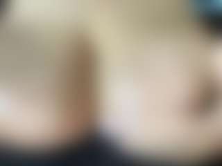 thickfreakylatina's Live Sex Cam Show