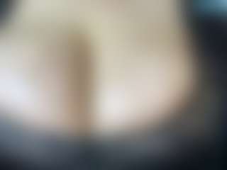 thickfreakylatina's Live Sex Cam Show