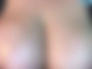thickfreakylatina's Live Sex Cam Show
