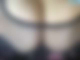 thickfreakylatina's Live Sex Cam Show
