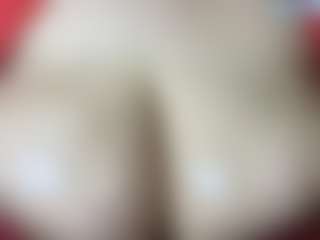 thickfreakylatina's Live Sex Cam Show