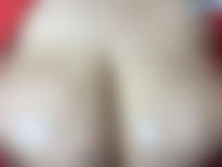 thickfreakylatina's Live Sex Cam Show