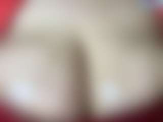 thickfreakylatina's Live Sex Cam Show