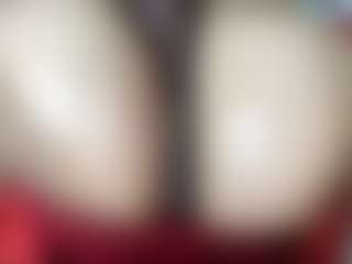 thickfreakylatina's Live Sex Cam Show