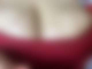 thickfreakylatina's Live Sex Cam Show