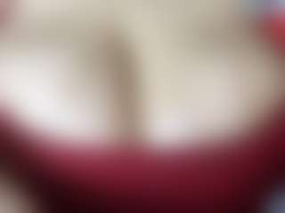 thickfreakylatina's Live Sex Cam Show