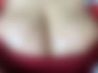 thickfreakylatina's Live Sex Cam Show