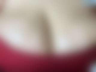 thickfreakylatina's Live Sex Cam Show