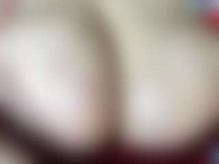 thickfreakylatina's Live Sex Cam Show