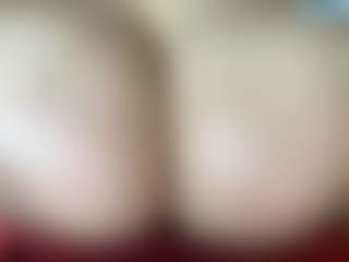 thickfreakylatina's Live Sex Cam Show