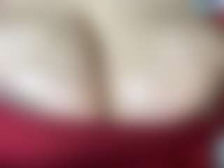 thickfreakylatina's Live Sex Cam Show