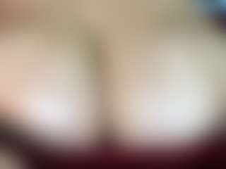 thickfreakylatina's Live Sex Cam Show
