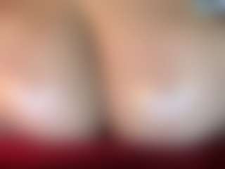 thickfreakylatina's Live Sex Cam Show