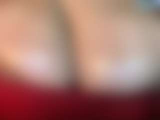 thickfreakylatina's Live Sex Cam Show