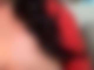 thickfreakylatina's Live Sex Cam Show