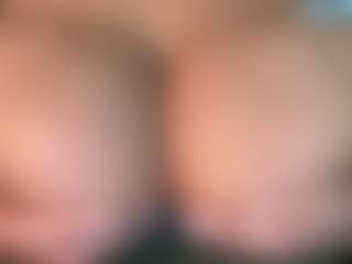 Live cam show with thickfreakylatina - Tease on live18s.com