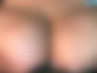 thickfreakylatina's Live Sex Cam Show