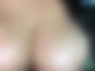 Live cam show with thickfreakylatina - Shaved Pussy Big Tits on alttransgirls
