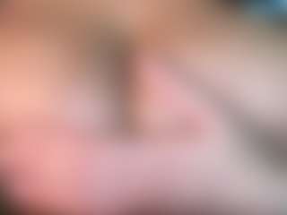 thickfreakylatina's Live Sex Cam Show