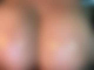 Live cam show with thickfreakylatina - Body on googirlz