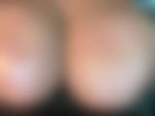 Show en direct avec thickfreakylatina - Asian MILF sur Camsoda