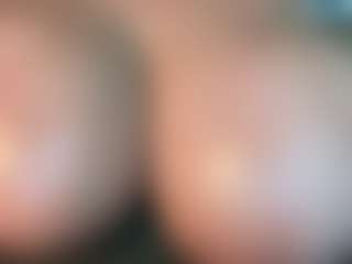 thickfreakylatina's Live Sex Cam Show