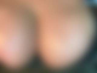 Live cam show with thickfreakylatina - Thick on live18s.com