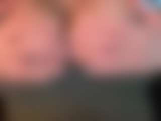 thickfreakylatina's Live Sex Cam Show