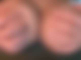 thickfreakylatina's Live Sex Cam Show