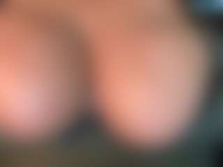 thickfreakylatina's Live Sex Cam Show