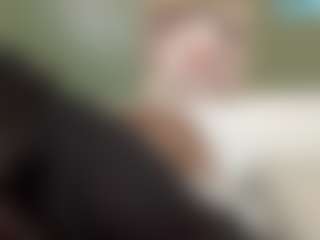thickfreakylatina's Live Sex Cam Show