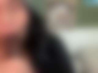 thickfreakylatina's Live Sex Cam Show
