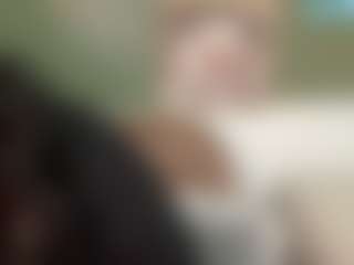thickfreakylatina's Live Sex Cam Show