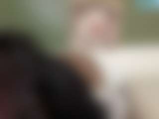 thickfreakylatina's Live Sex Cam Show