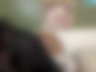 thickfreakylatina's Live Sex Cam Show