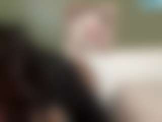 thickfreakylatina's Live Sex Cam Show