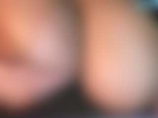 thickfreakylatina's Live Sex Cam Show
