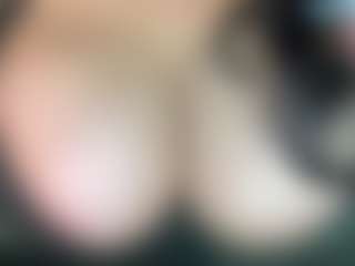 thickfreakylatina's Live Sex Cam Show