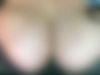 thickfreakylatina's Live Sex Cam Show