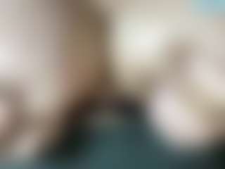 thickfreakylatina's Live Sex Cam Show