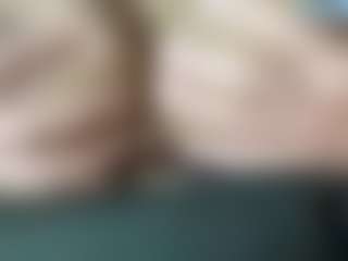 thickfreakylatina's Live Sex Cam Show