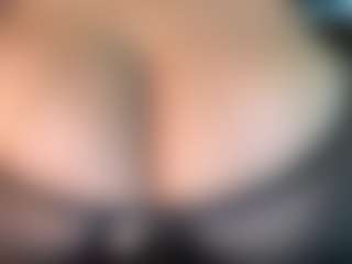 thickfreakylatina's Live Sex Cam Show