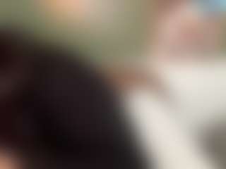 thickfreakylatina's Live Sex Cam Show