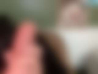 thickfreakylatina's Live Sex Cam Show