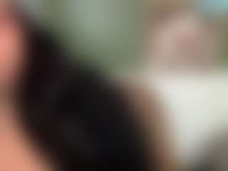 thickfreakylatina's Live Sex Cam Show