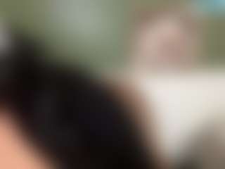 thickfreakylatina's Live Sex Cam Show