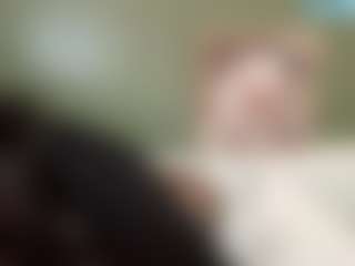 thickfreakylatina's Live Sex Cam Show